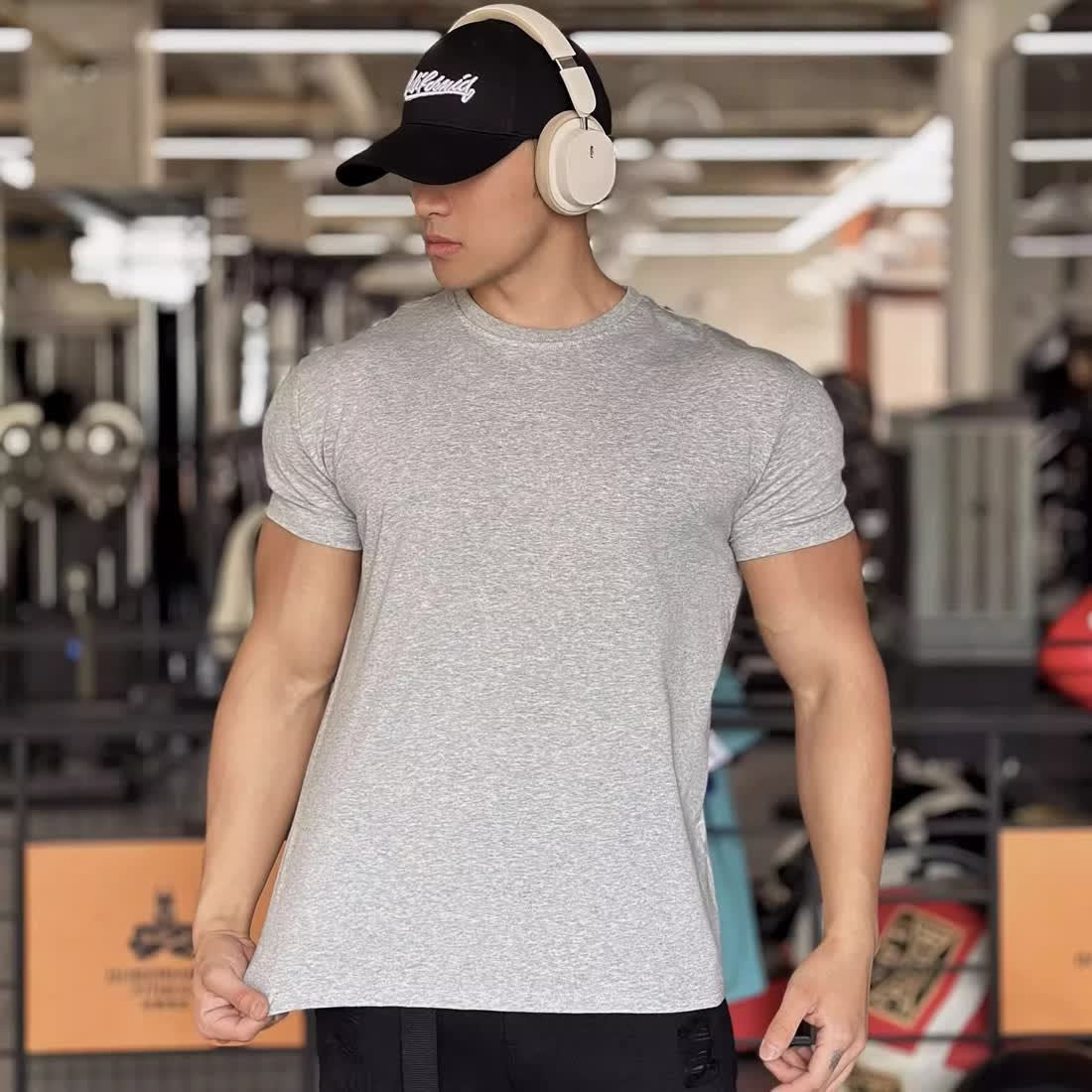 T-shirt de sport à manches courtes pour homme